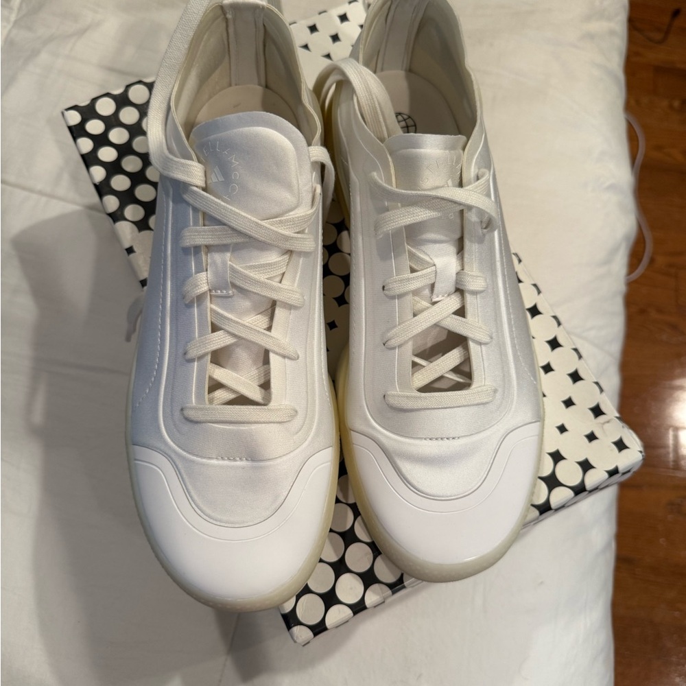 Adidas by Stella McCartney White aSMC Treino Minimalist Athletic Sneakers